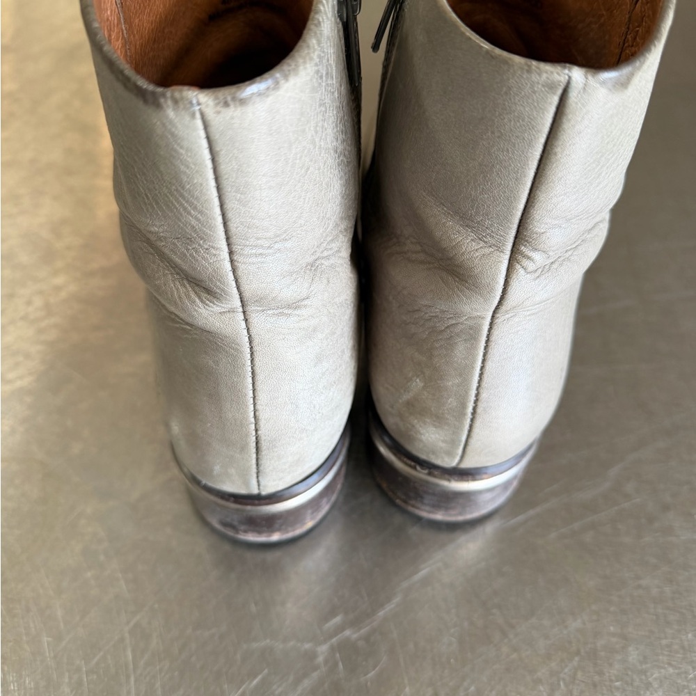 Frye Light Gray Leather Ankle Booties - Picture 3 of 7